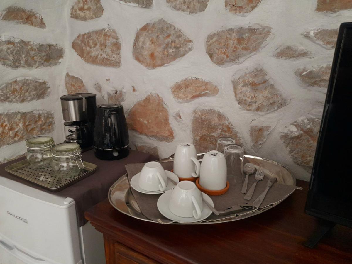 The Two Carob Trees, Traditional Stonehouse, Nikandri, Pirgos Diros Apartment Lefkias Luaran gambar
