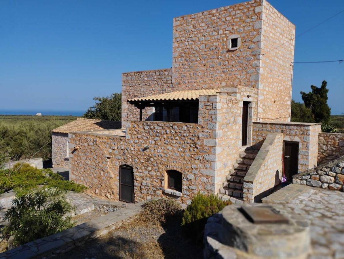 The Two Carob Trees, Traditional Stonehouse, Nikandri, Pirgos Diros Apartment Lefkias Luaran gambar